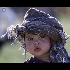 Meet your Posher, Zia